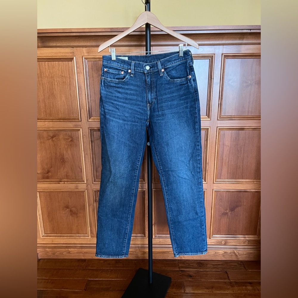 Levi's Premium Men's Jeans 541 Athletic Taper Fit Dark Wash Blue Size 32